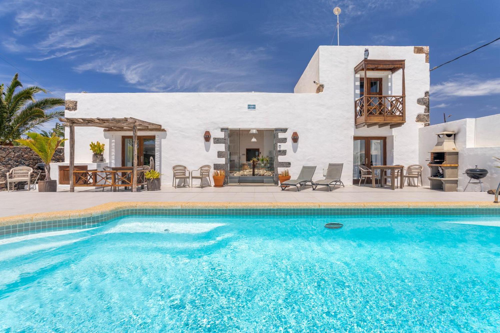 Cuarto Botanico Studio - Shared Pool - Central Island Location - 10 Mins Drive To Famara And La Santa Tiagua Exteriör bild